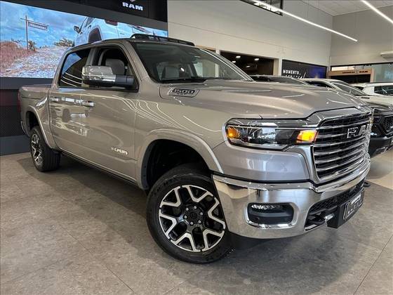 RAM 1500 3.0 HURRICANE 6 BITURBO GASOLINA LARAMIE CD 4X4 AUTOMÁTICO